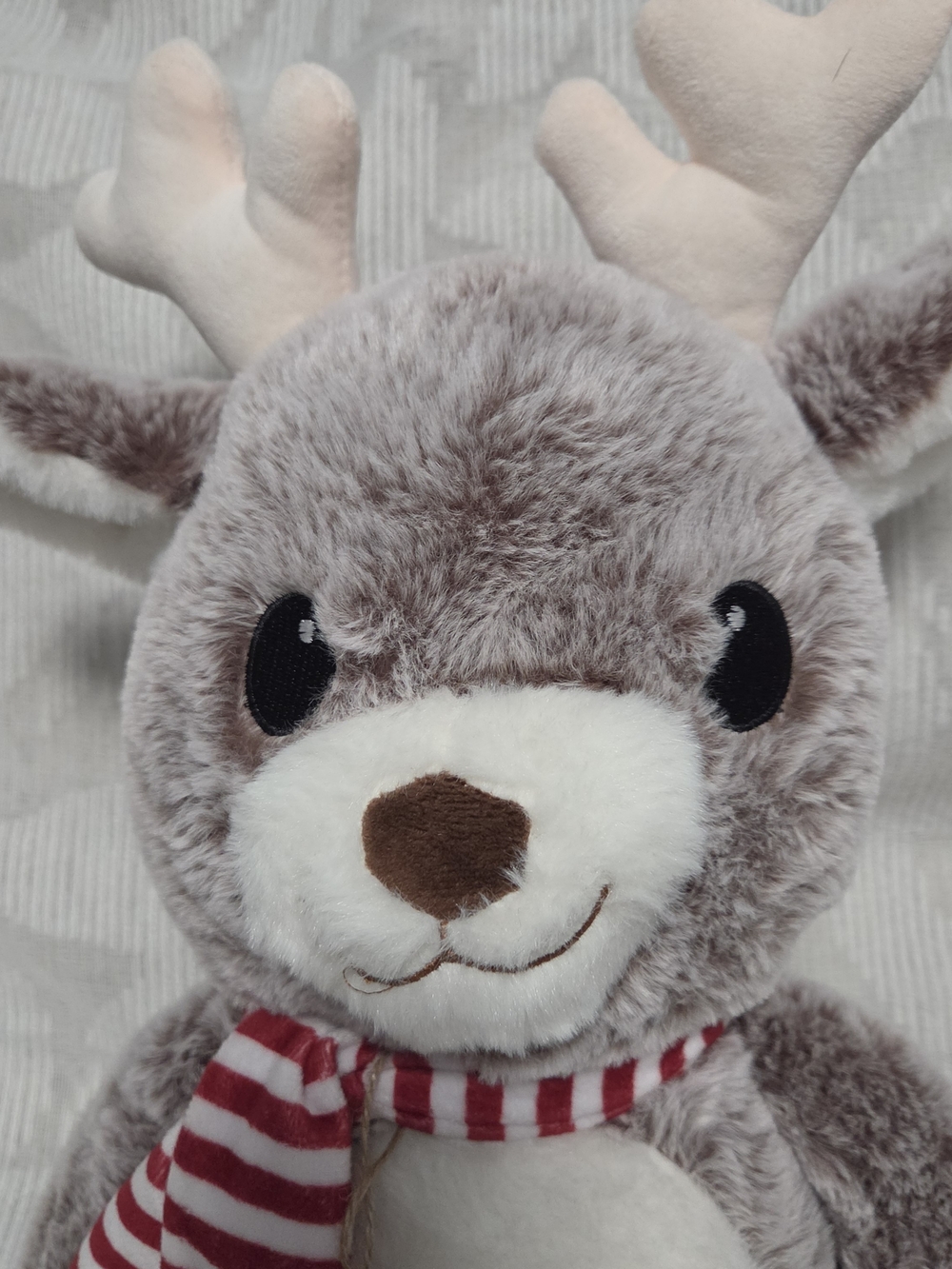 Sleigh Hill Trading Co. Reindeer Plush Stuffed Animal Gray Red Scarf w Tag Decor - Picture 2 of 10